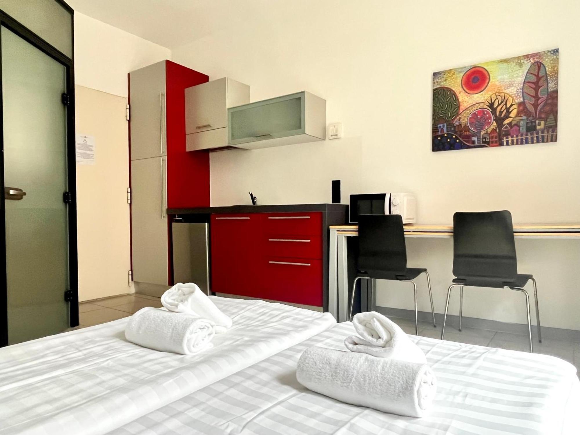 Guesthouse University By Lr - Self Check In Lugano Dış mekan fotoğraf
