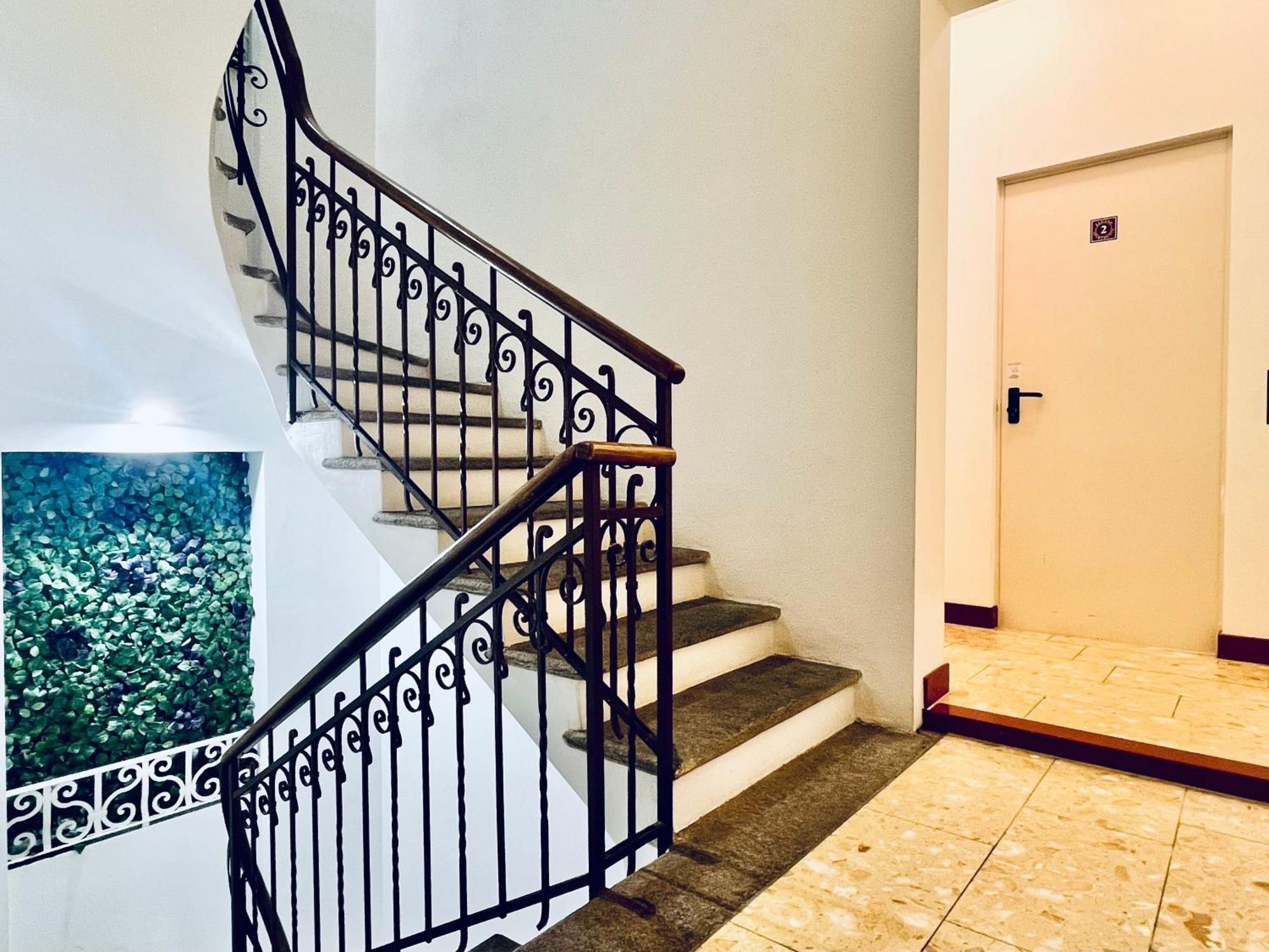 Guesthouse University By Lr - Self Check In Lugano Dış mekan fotoğraf