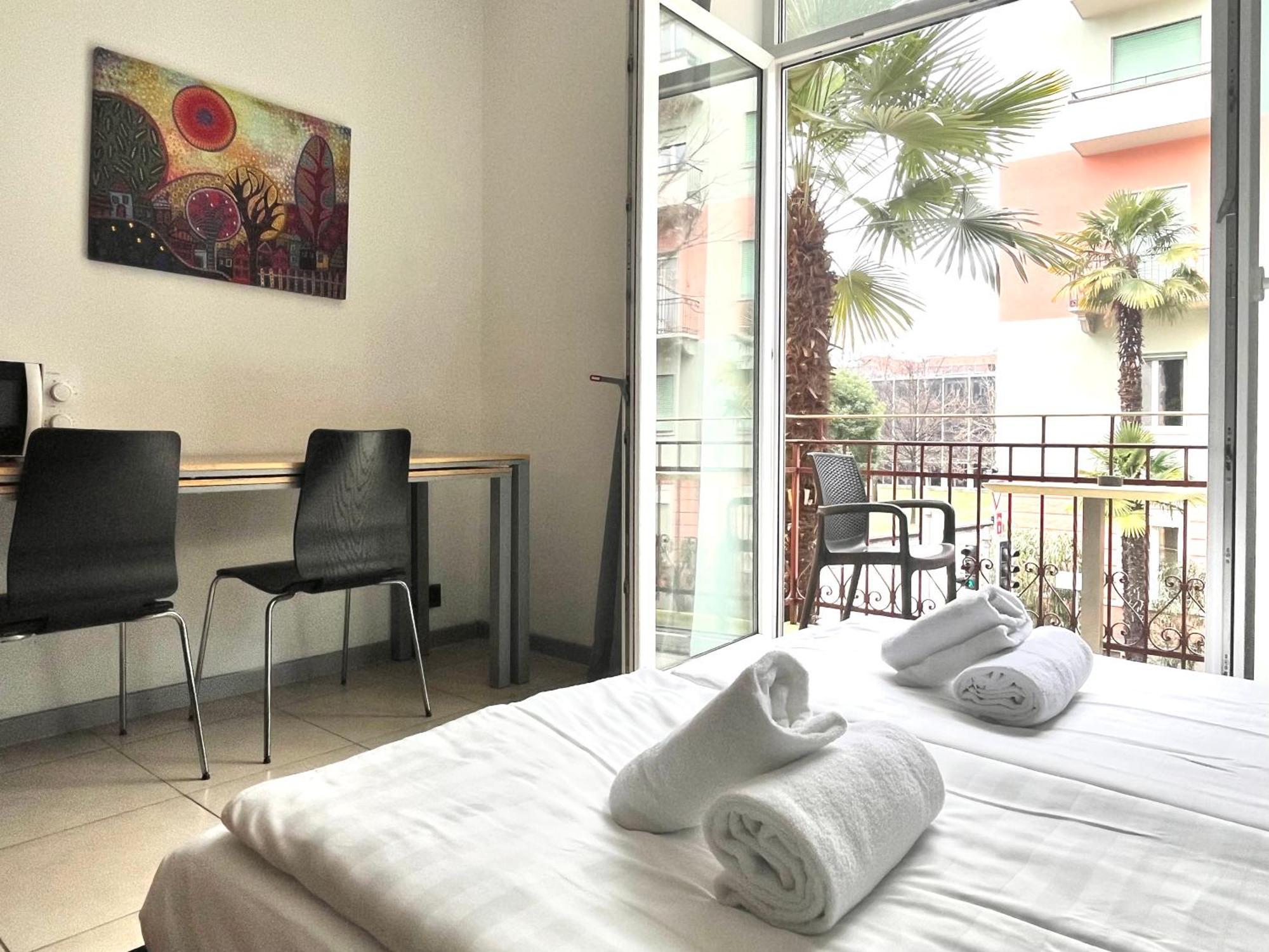 Guesthouse University By Lr - Self Check In Lugano Dış mekan fotoğraf