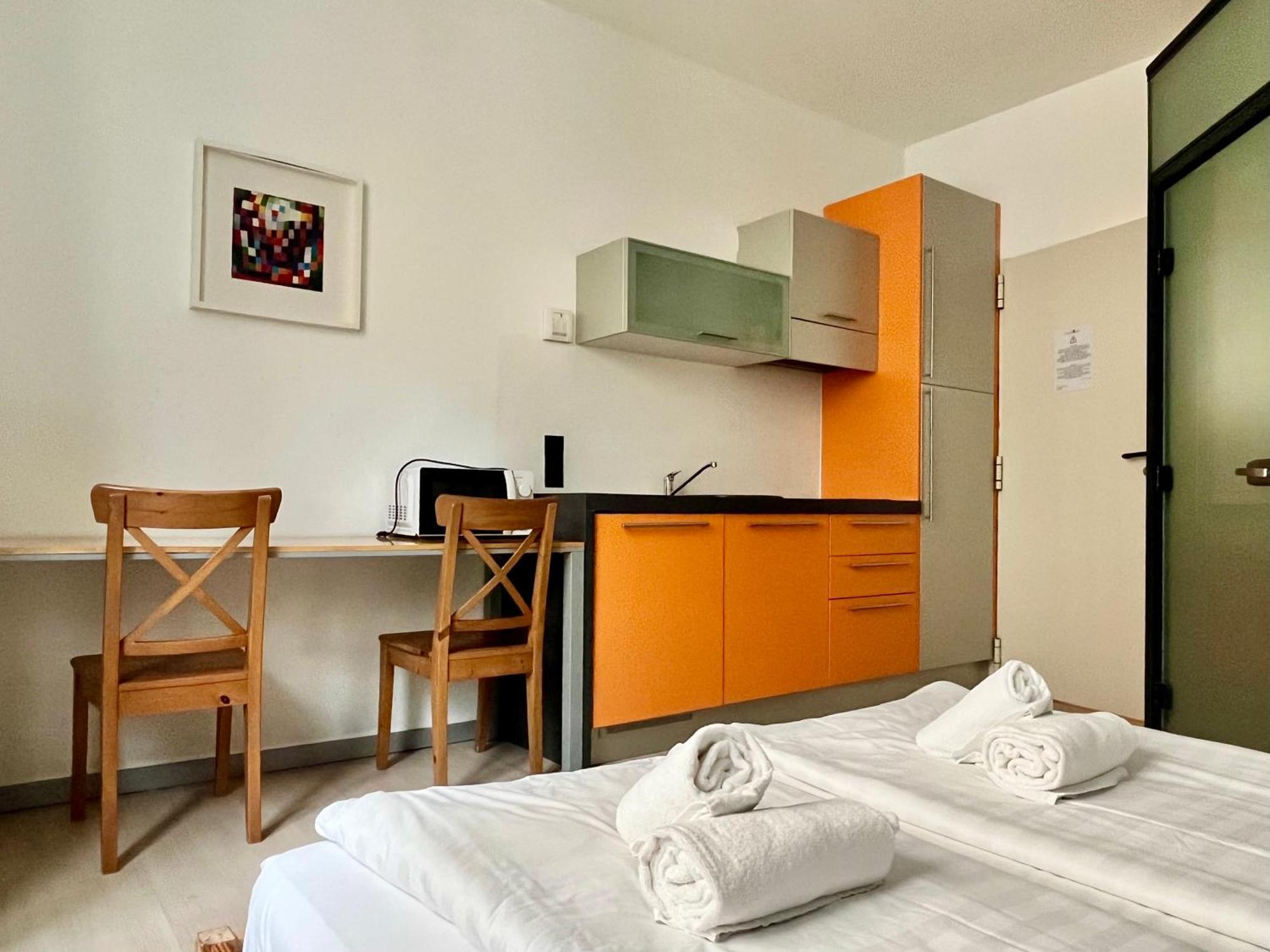 Guesthouse University By Lr - Self Check In Lugano Dış mekan fotoğraf