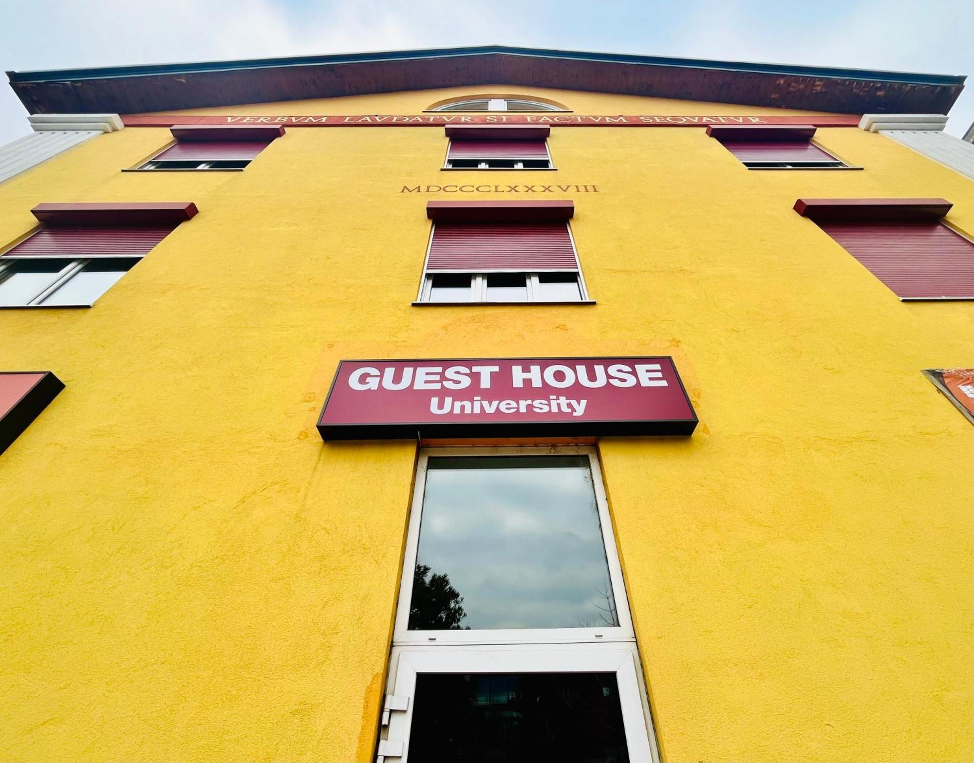 Guesthouse University By Lr - Self Check In Lugano Dış mekan fotoğraf